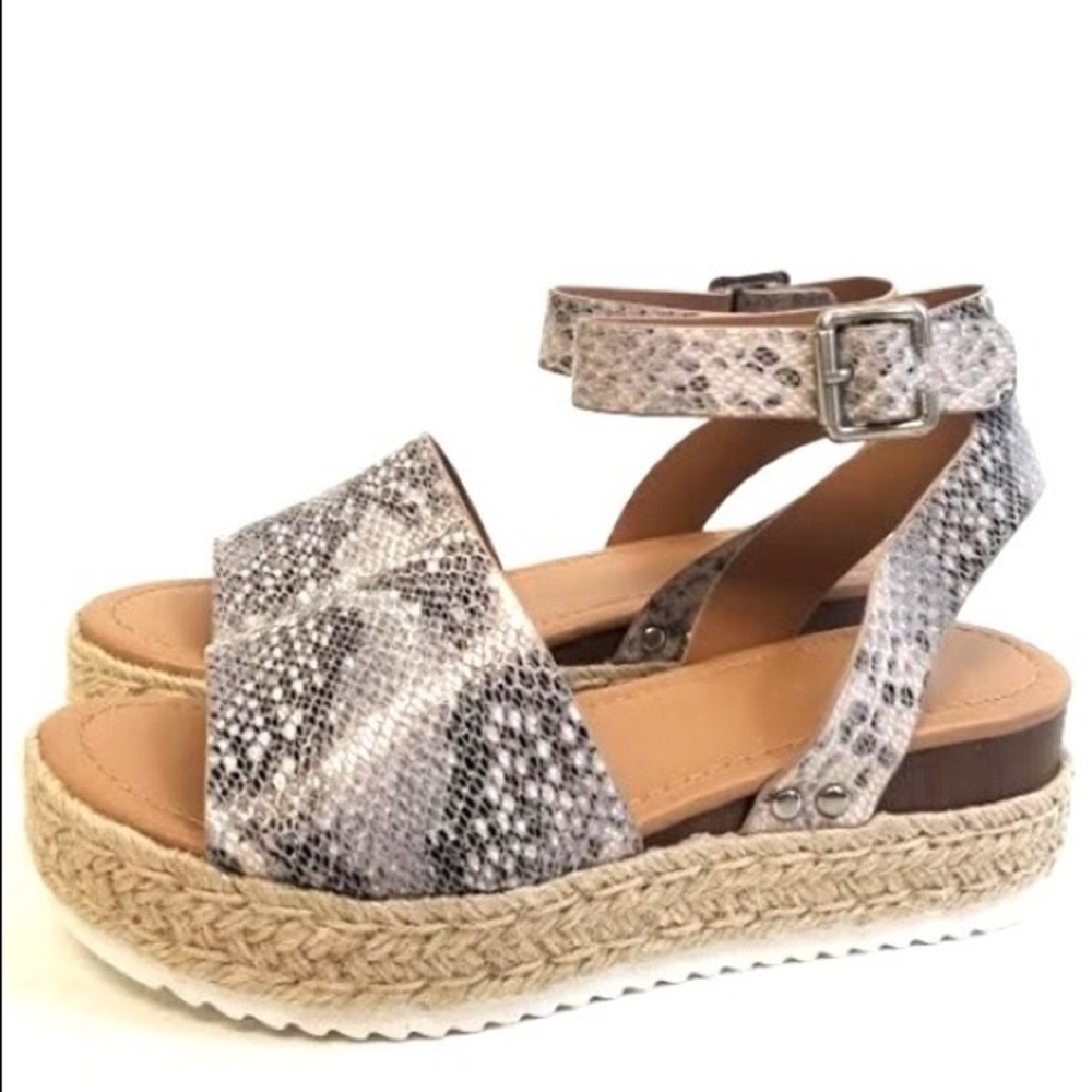Beige Python Espadrilles. ⚠️Price Firm⚠️ - Picture 5 of 5